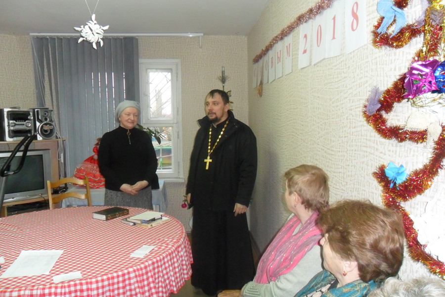 Тихо в церковь я войду