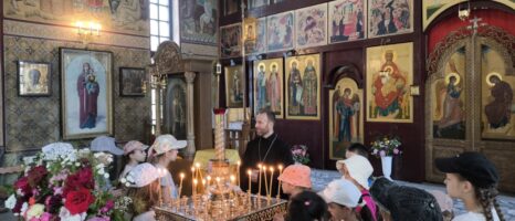 Экскурсия в храм ребят ГУО «ЦТДиМ Новобелицкого района г.Гомеля»