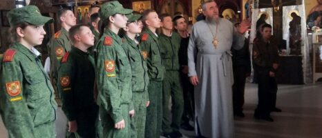 Экскурсия в храм ребят Гомельского кадетского училища